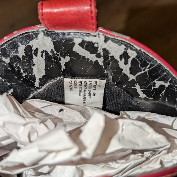 Red Fringe Western Boots - Picture 11 of 11